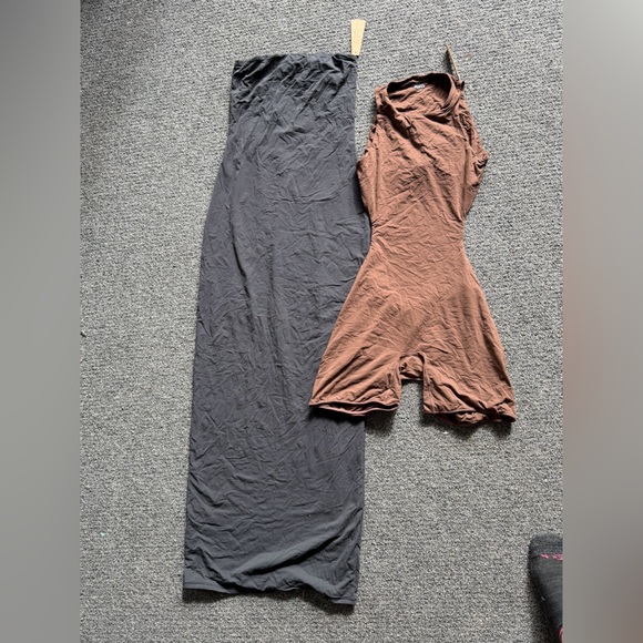 Skims fits everybody onsite and tube dress size M - Picture 2 of 5